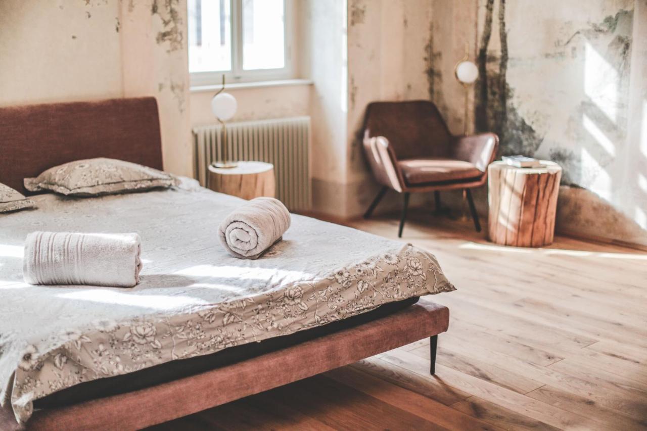 Ruttner Suite Veszprem Ngoại thất bức ảnh